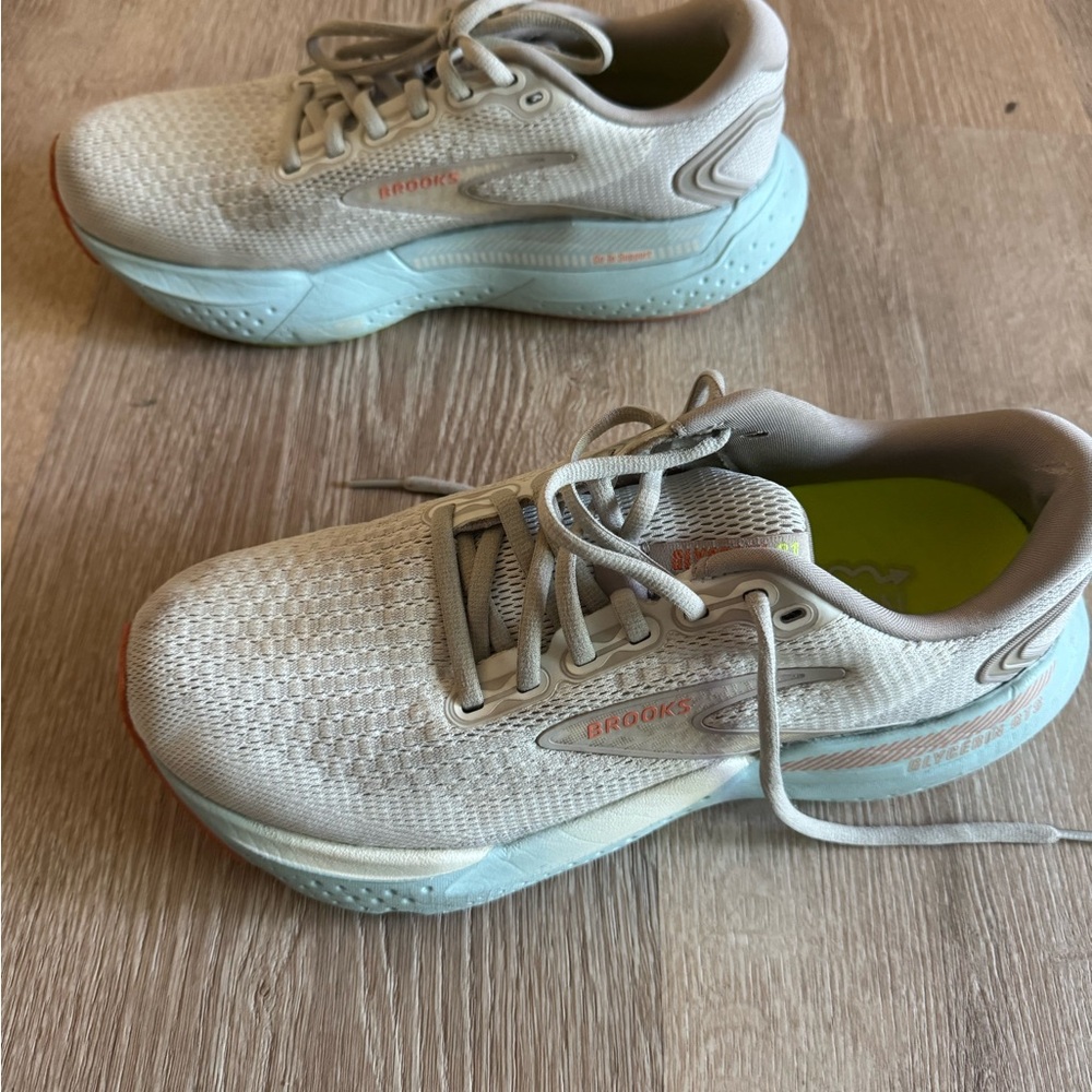 Brooks glycerin GTS 21 Shoes - Picture 5 of 6